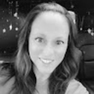 Meet your Posher, Angie